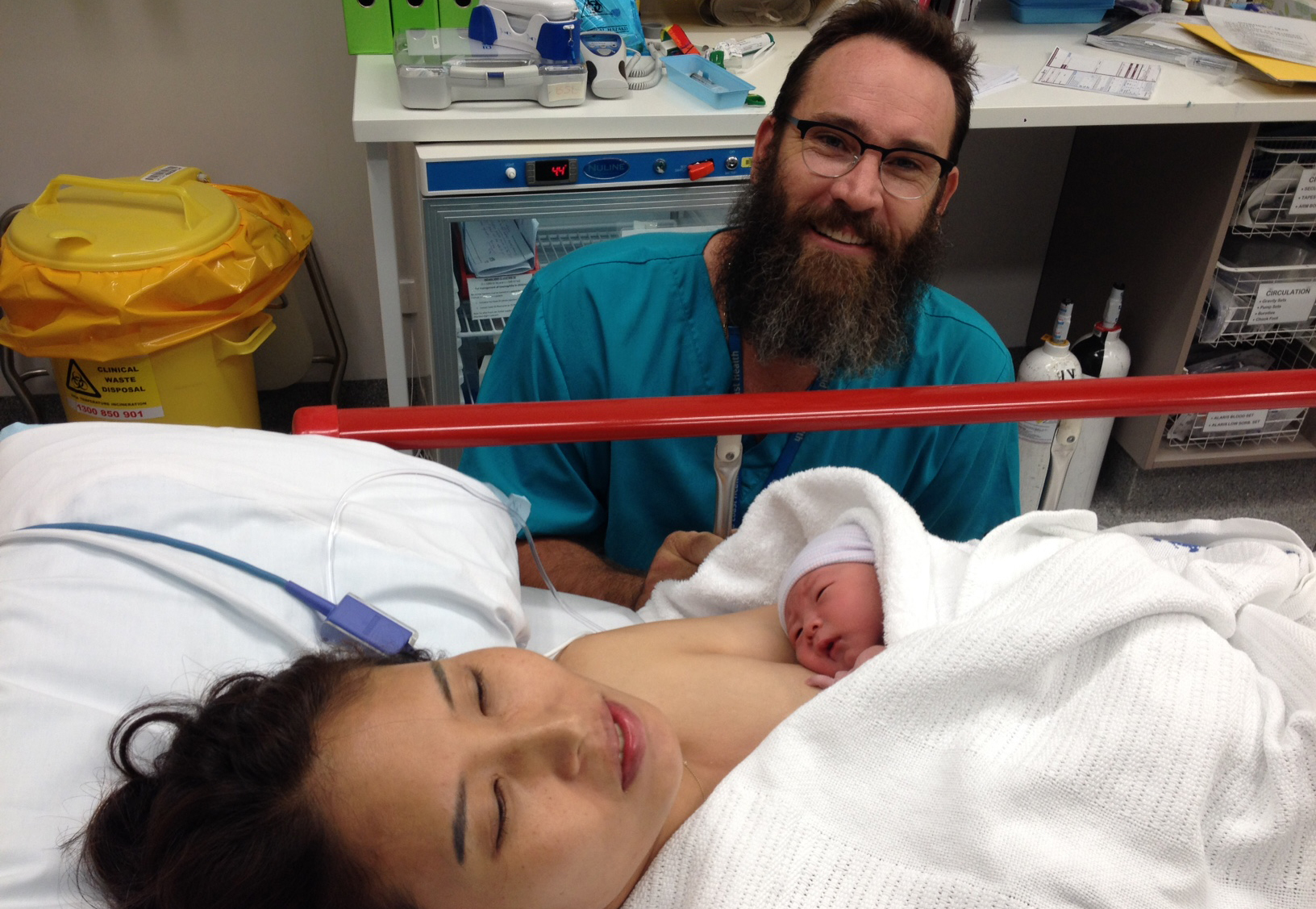 1-A-midwife-is-born-IMG_1166-3_2021-07-06-014154_vqpm
